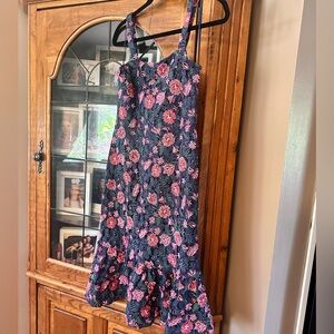 Size Small Floral Sleeveless Dress. Zip back. Lined. MUST BE BUNDLED